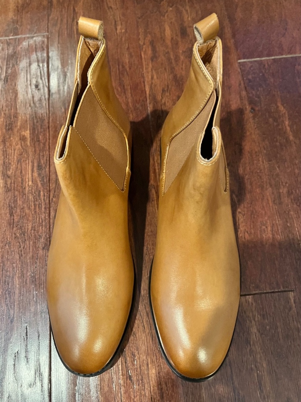 Tan Gold Ankle Boots sz 8.5
